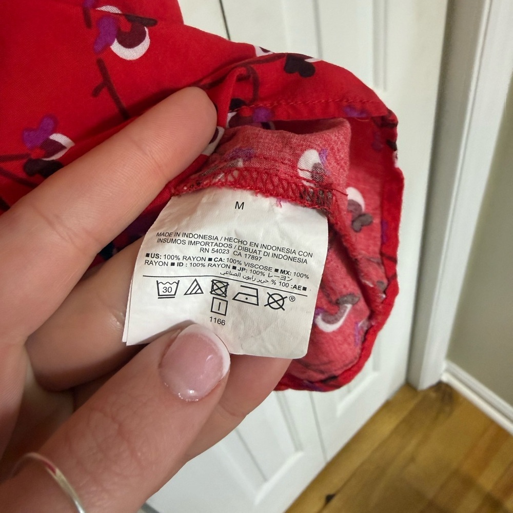 Old Navy Women’s Red Floral Swing Dress Short Sleeve Rayon Dress Size Medium - Picture 4 of 5